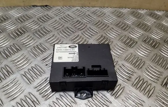 Jaguar XJL Tailgate/trunk control unit/module AW9314B673AH