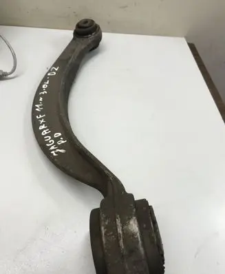 Jaguar XF Front lower control arm/wishbone 3C256