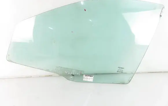 Fiat Punto (188) Front door window glass four-door 43R00048