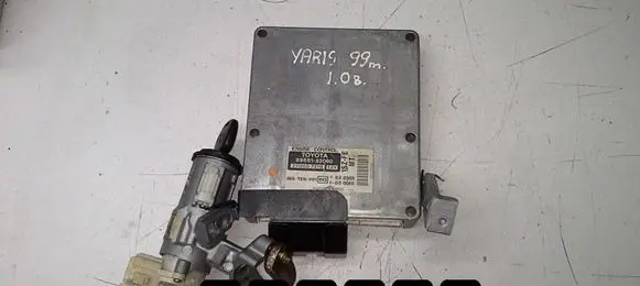 Toyota Yaris Engine control unit/module 8966152060