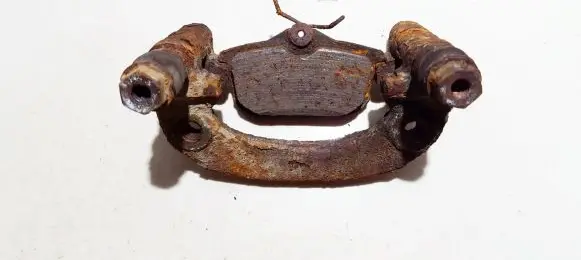 Rear brake caliper