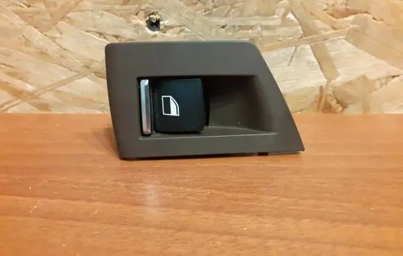 BMW 5 F10 F11 Electric window control switch 1446 9183547