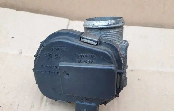Volvo C30 Engine shut-off valve 9682798180