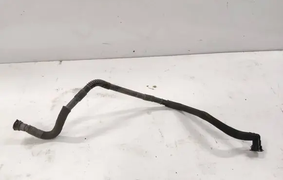 Peugeot 508 RXH Hybrid/electric vehicle battery cooling hoses/tubes 