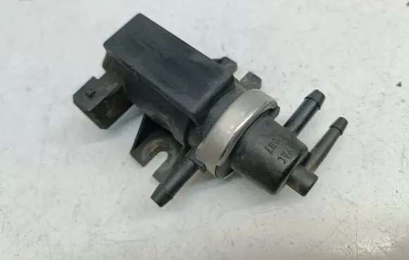 Mitsubishi Space Star Turbo solenoid valve 30618057 72190343
