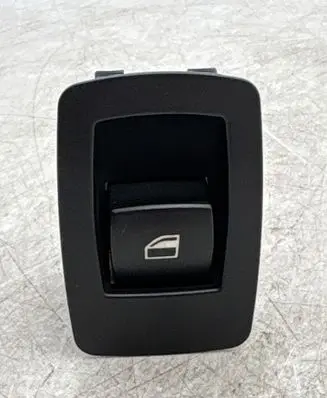 BMW X3 E83 Electric window control switch 9113773