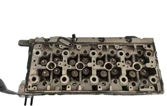Volkswagen Golf VII Engine head 04L103373E