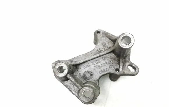 Volkswagen PASSAT B6 Engine mounting bracket 06A903103