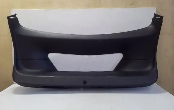 Opel Ampera Tailgate/boot lid cover trim 20979887
