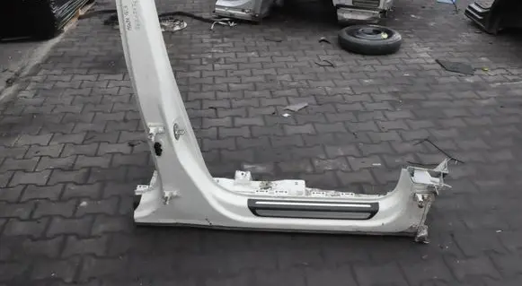 Audi Q3 8U Side car body part 