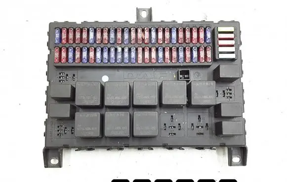 Jaguar XF Fuse module