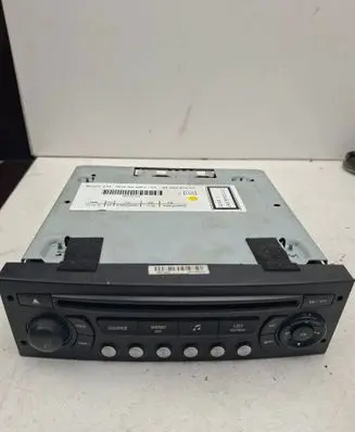 Peugeot 5008 Radio/CD/DVD/GPS head unit 9666967477 6156D08V00 96669674XT