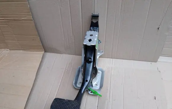 Audi A3 S3 8P Pedal assembly 1K1723143C