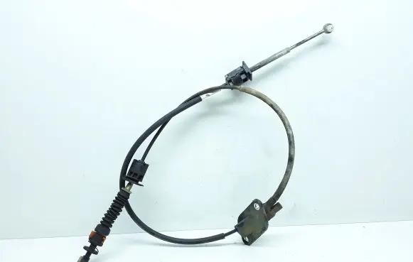 Volvo XC70 Gear shift cable linkage 8675068