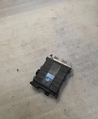 Audi 80 90 B3 Engine control unit/module 0280800252 443906264C 443906264