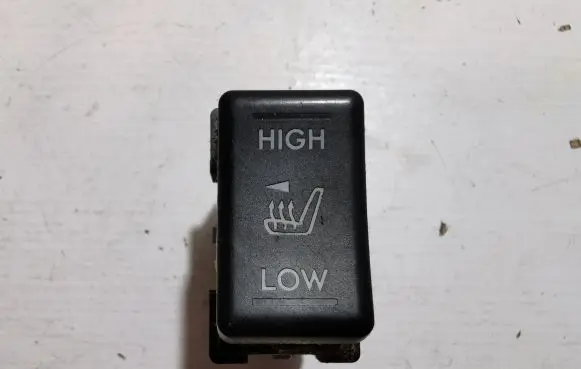 Subaru Legacy Seat heating switch 0108B
