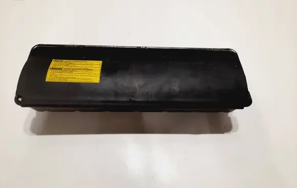 Chrysler 200 Knee airbag 