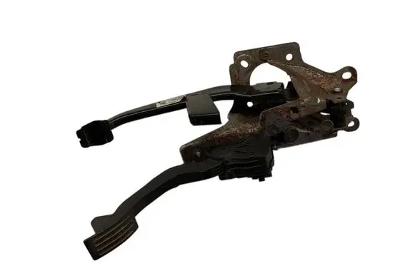 Ford Focus Accelerator throttle pedal 4M519F836BJ 6PV00864164