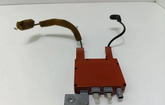 Volvo S60 Aerial antenna amplifier 8637601