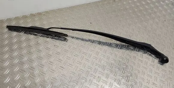 Toyota Prius+ (ZVW40) Windshield/front glass wiper blade 
