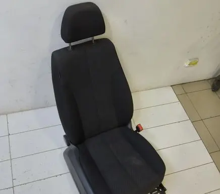 Volkswagen PASSAT B6 Front passenger seat 
