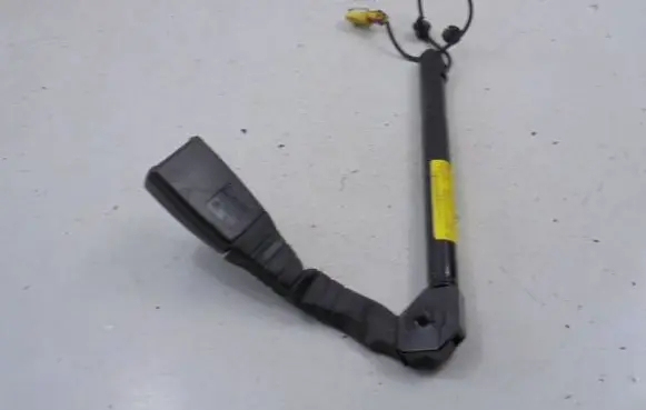 Opel Vectra C Rear seatbelt buckle 13127948F