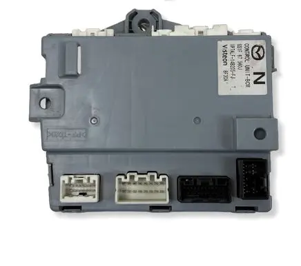 Mazda 6 Central body control module GS1F67560J VP7ALF14B205FJ