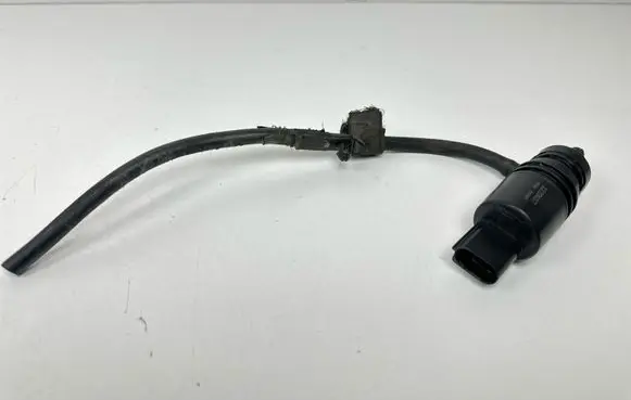 BMW 3 E90 E91 Windscreen/windshield washer pump 2220037