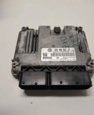 Volkswagen PASSAT B6 Engine control unit/module 03G906021AN 0281013260 03G906021LR