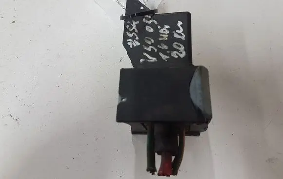 Volvo V50 Glow plug pre-heat relay 3M5T12A343AA 51252003