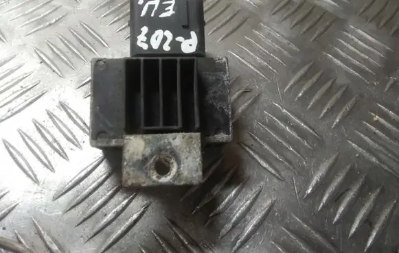 Peugeot 207 Glow plug pre-heat relay PA6T25GF15