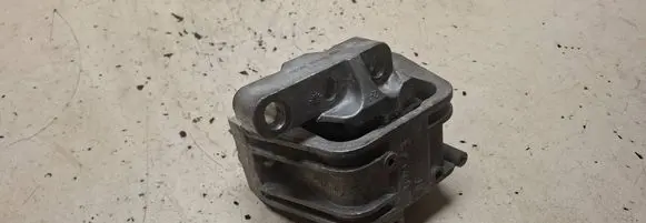 Audi A3 S3 8P Engine mount bracket 