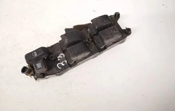 Nissan X-Trail T30 Electric window control switch