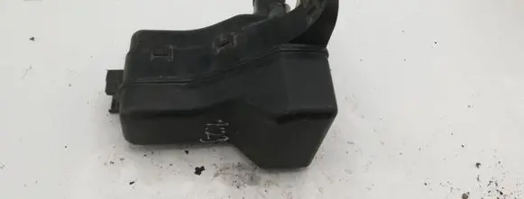 Toyota Avensis T250 Fuse module NOCODE