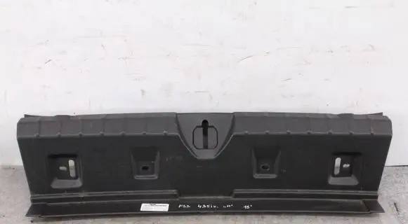 Trunk/boot sill cover protection