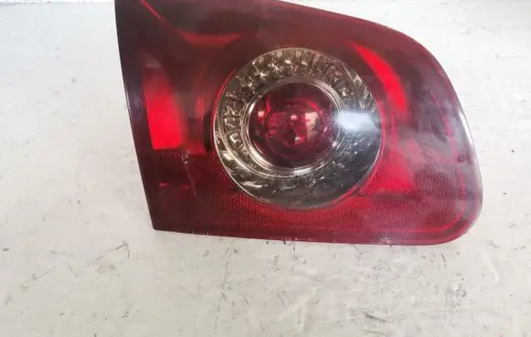 Volkswagen PASSAT B6 Tailgate rear/tail lights 3C9945093