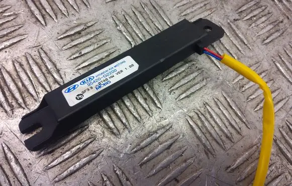 KIA Niro Aerial antenna amplifier 95420g2200