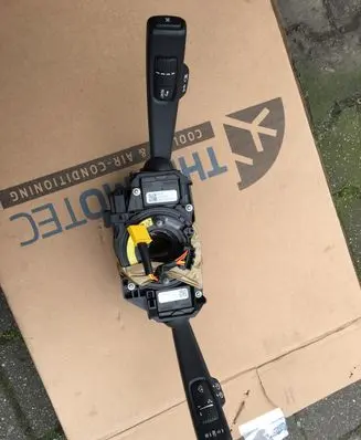 Volvo XC60 Headlight wiper switch 