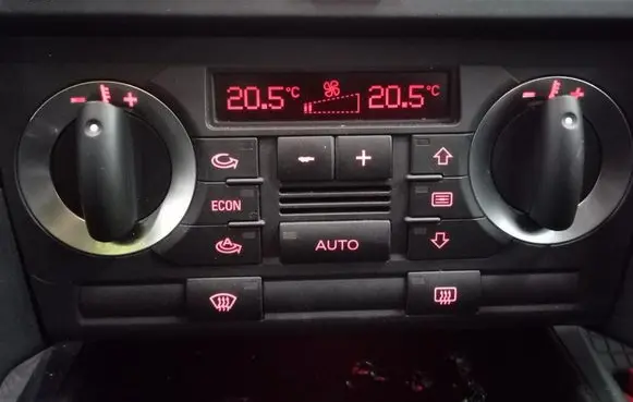 Audi A3 S3 A3 Sportback 8P Climate control unit 8P0820043AG