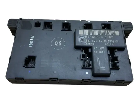 Mercedes-Benz C AMG W203 Door control unit/module 203820158509 2038201585 351321