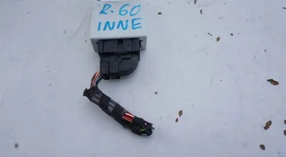 Mini Cooper Countryman R60 Fuel injection pump control unit/module 55892110