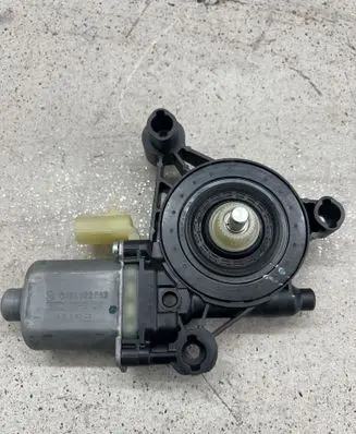 Jeep Compass Rear door window regulator motor 0130822663