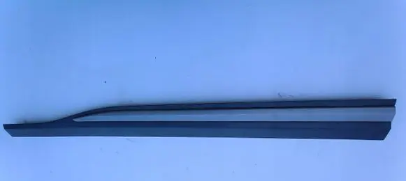Hyundai Kona I Front door trim (molding) 87721J9500