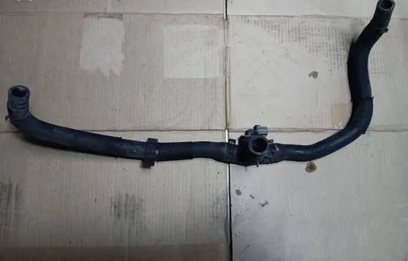 Land Rover Range Rover Sport L320 Engine coolant pipe/hose CK1320660