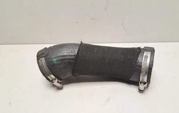 Intercooler hose/pipe