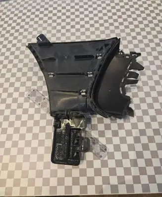 Citroen DS5 Intercooler air channel guide 9673292677 2007324
