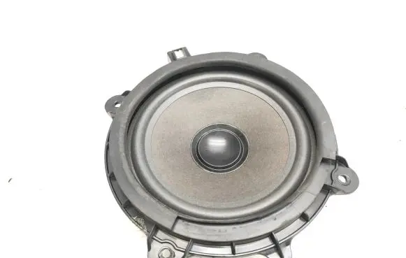 Volvo C70 Rear door speaker 30679335