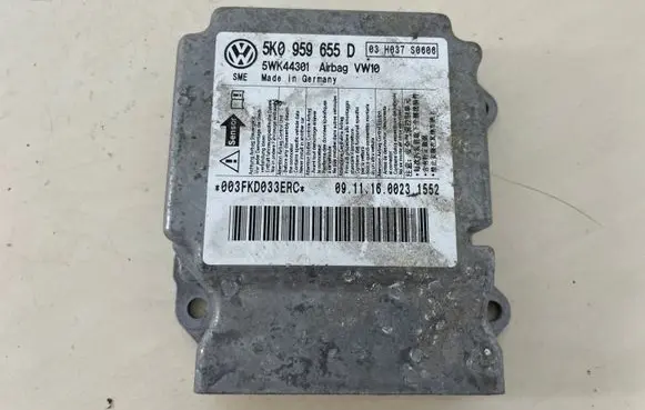 Volkswagen Golf VI Airbag control unit/module 5K0959655D