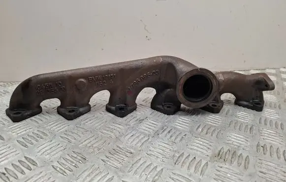 BMW 5 E60 E61 Exhaust manifold 7796886