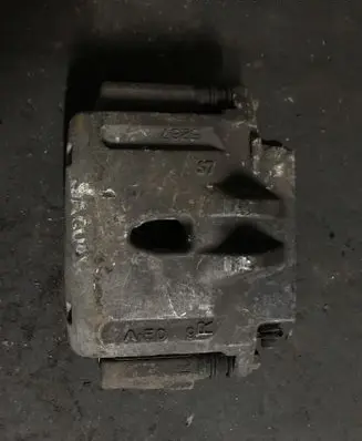 Jaguar S-Type Front brake caliper 5267